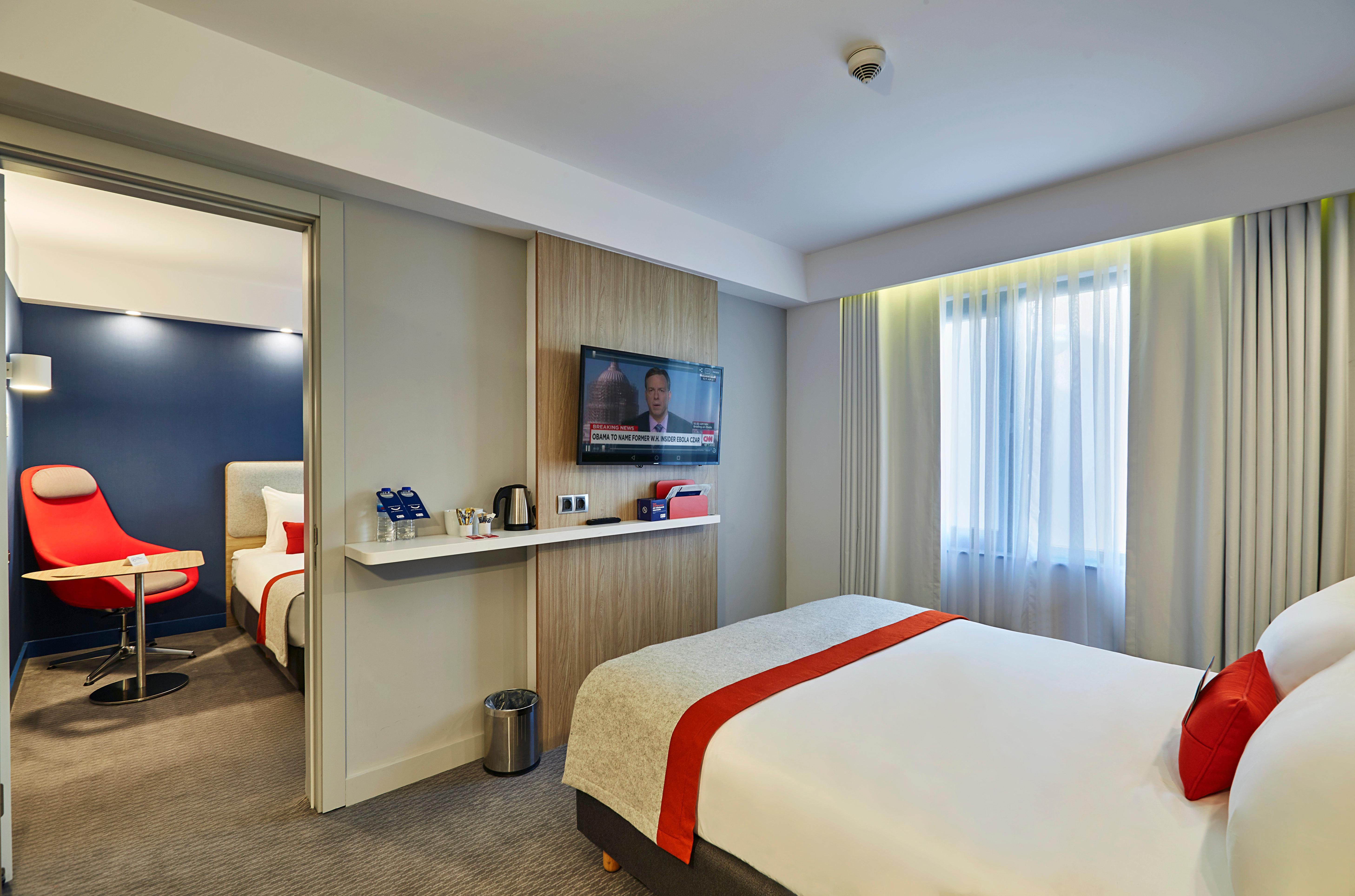 Holiday Inn Express İstanbul - Ataköy Metro Dış mekan fotoğraf