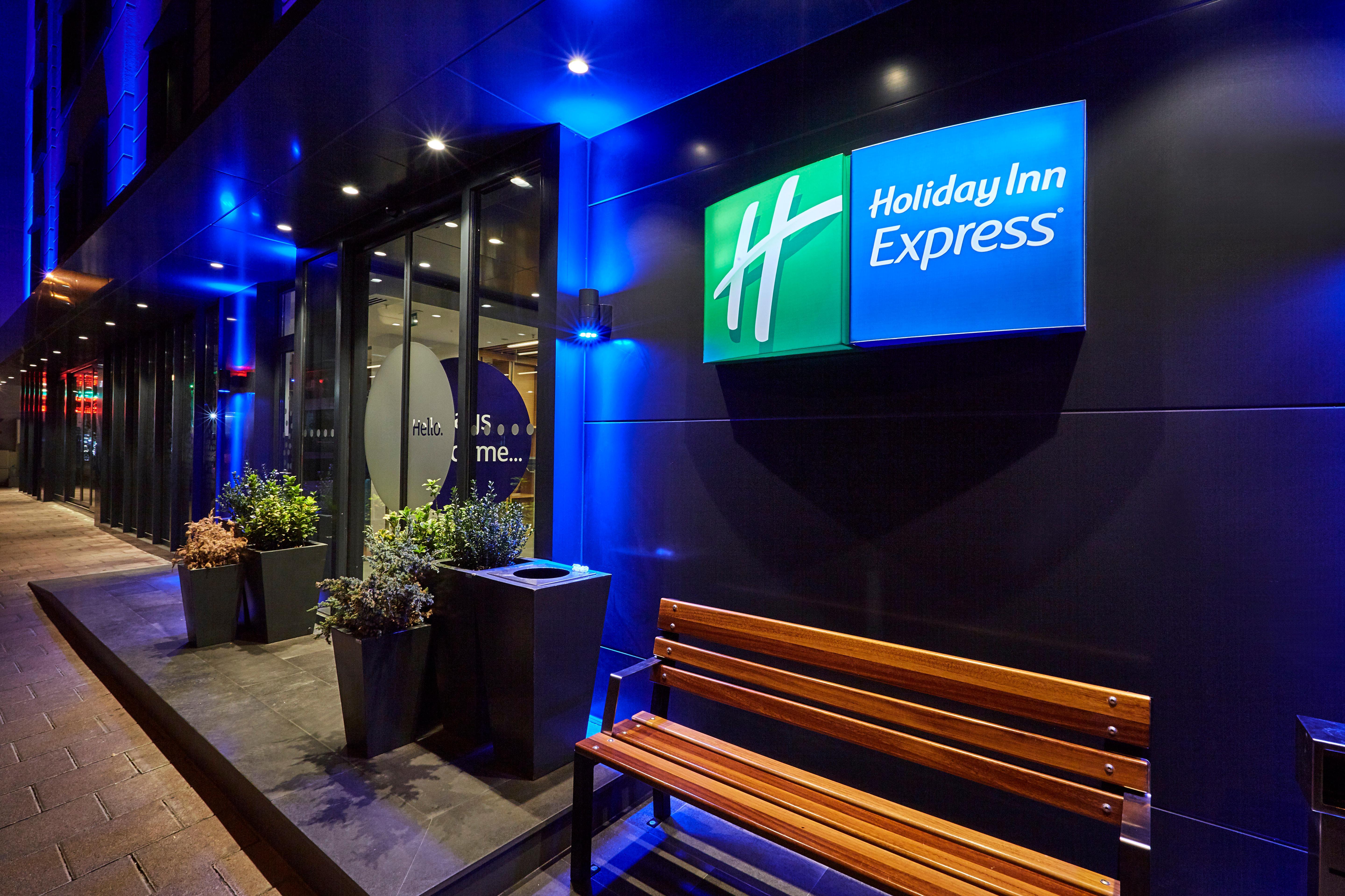 Holiday Inn Express İstanbul - Ataköy Metro Dış mekan fotoğraf